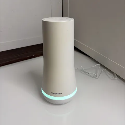 SimpliSafe Battery Power WiFi Wireless Base Station Model SSBS3 White