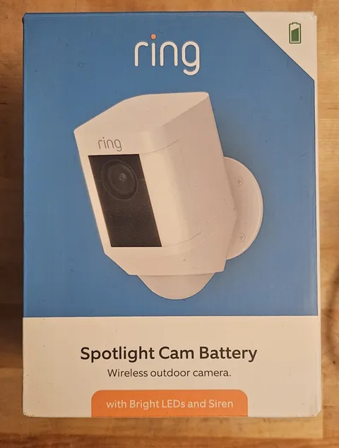 Ring Spotlight Cam Plus Battery Powered Outdoor Camera Lights & Siren New 