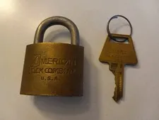 Vintage American Lock Company USA Padlock 1 Key