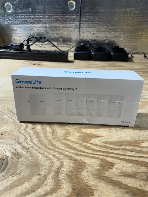NEW GoveeLife Wi-Fi Smart Gateway 2 with Water Leak Detector 2 (1+6 Pack)