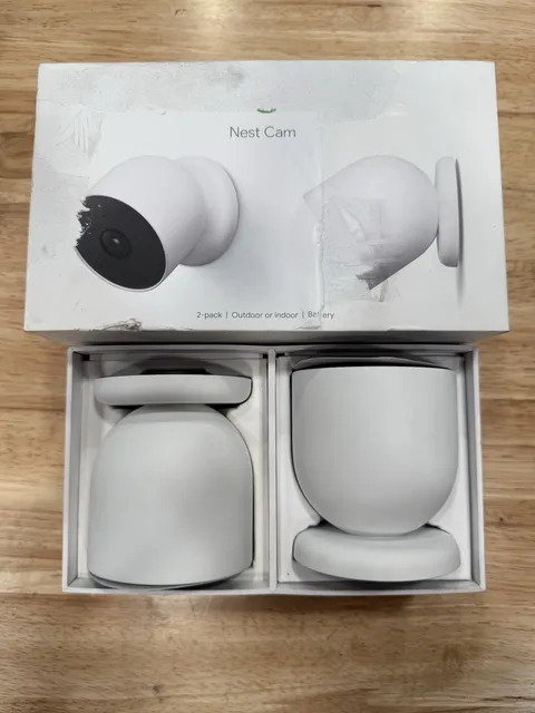 Google Nest Indoor/Outdoor Wireless Smart Security Camera (Battery) 2-Pack