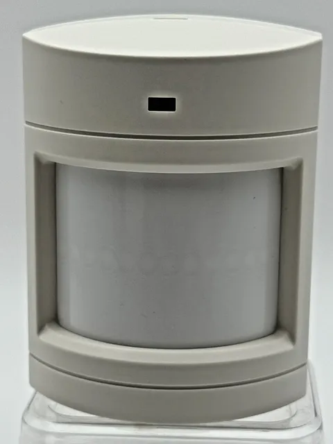 GE Interlogix Motion Detector Pet Immune PIR DS9241 60-511-02-95 - NIB   1421