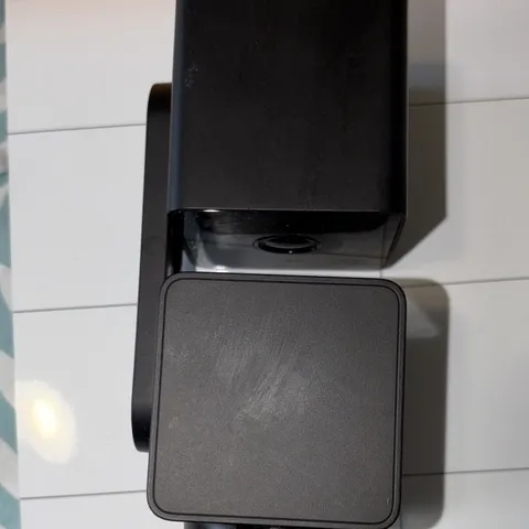 Wyze Compatible 1080p Indoor/Outdoor Wi‑Fi IP Camera Black w/ Wall Mount