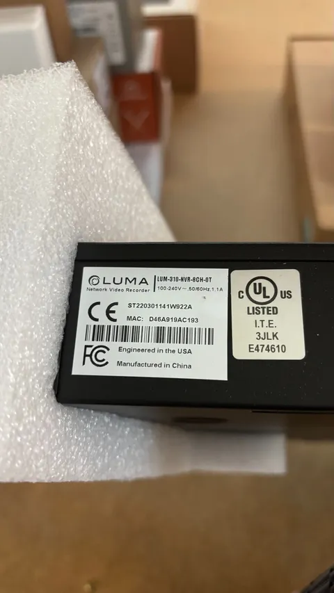 LUM-310-NVR-8CH-0T 8-Channel NVR Storage Not Included *LIGHT USE*