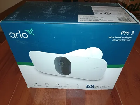 Arlo Pro 3 Floodlight 2K HDR Wire-Free Security Camera - White (FB1001-100NAS)