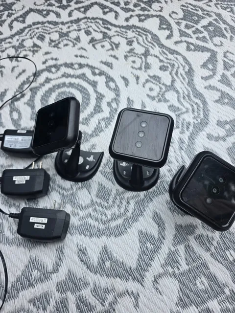 3 ATD WIRELESS NETWORK CAMERAS RC8025B-V2