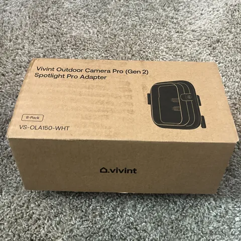 Box of 8 Vivint Outdoor Camera Pro Gen 2 Spotlight Pro Adapter VS-OLA150-WHT