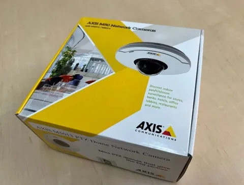 * Axis Communications M5013 Network Camera  NEW