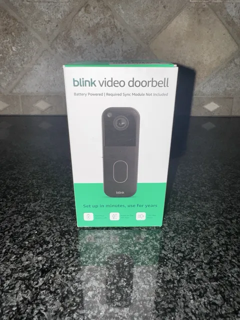 Blink Video Doorbell – Head-to-toe HD view, two-year battery life (Black)