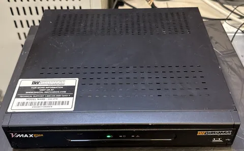 Digital Watchdog DW-VF8 VMAX Flexible 8-Ch DVR H.265 4K Out - Tested & Reset