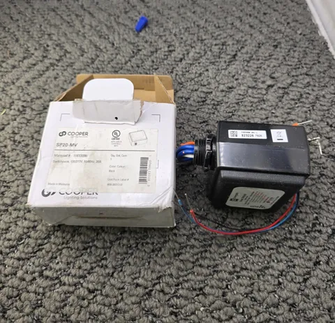 Cooper SP20-MV: Greengate Switch Pack 20 Amp 120/277V 50/60 Hz Appliance Control