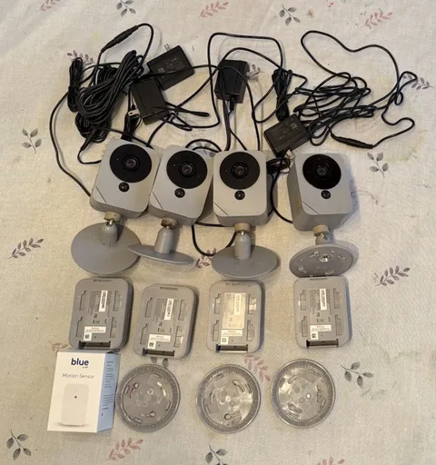 Lot Of 4 Blue By ADT Outdoor Cameras With Hardwire And Battery Power Batteries +