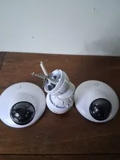 Ubiquiti UniFi G3 Dome IP Wired Color Camera White Indoor/Outdoor Lot 3