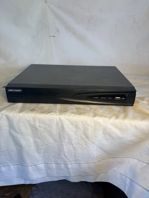 Network Video Recorder  4CH NVR with POE port(No Hard Drive)