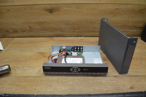 Defender SN502-4CH-X H.264 DVR 500GB Security System