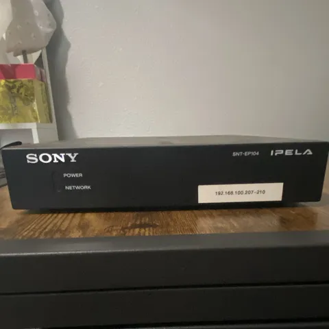 Sony IPELA SNT-EP104 IP/Network Video Network Station BNC/Ethernet DC12V