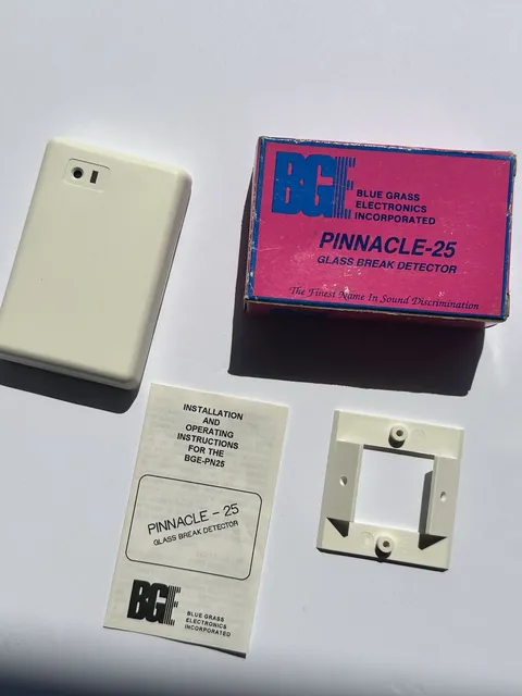 Blue Grass Electronics Pinnacle-25 Glass Break Detector BGE-PN25 NOS