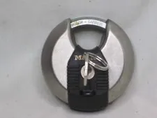 pre-owned Master lock padlock cylinder Boron-Carbide weather resistant w/ 1 key