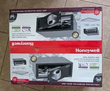 Honeywell 5105 Digital Safe Fits 17in Laptop 1.14 cu ft NIB Local Pick Up