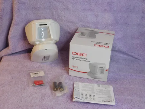 DSC PowerG Wireless Outdoor PIR Motion Detector - Octa-Quad? technology