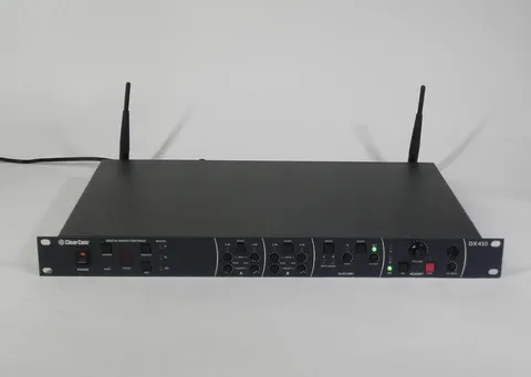 Clear-Com DX410 Digital Wireless Intercom 4-up System