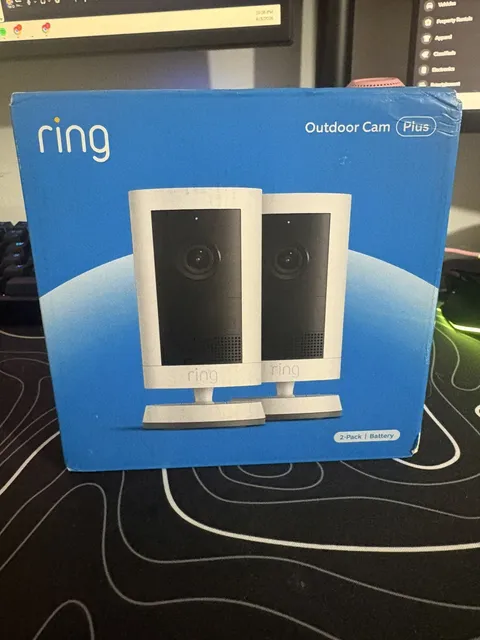 Ring Outdoor Cam Plus, 2 Pack White - Battery Powered - 2K Video NEW & SEALED