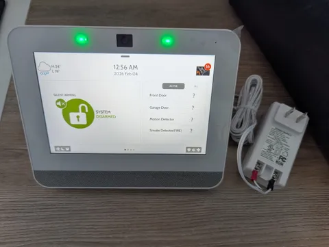 Qolsys IQ Panel 4 - 4020TEL - Briefly Used - Previously with Telus & Released