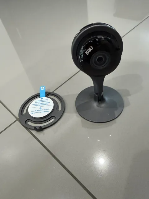 Nest Cam A0005 1080p Indoor IP/Network Surveillance Camera Wi-Fi Black/Gray A