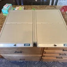 ECR4Kids Lockable Personal Safe EUC w/ Keys Slim Fit. Lockable Truck Safes?