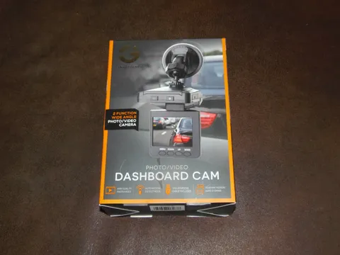 SMARTGEAR PHOTO/VIDEO DASHBOARD CAM AUTO MOTION DETECT MODE - RET. $49.99(LR-4)