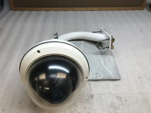 Sony IPELA SNC-ER580 1080p PTZ IP Security Camera 20x Optical Zoom w/ Dome