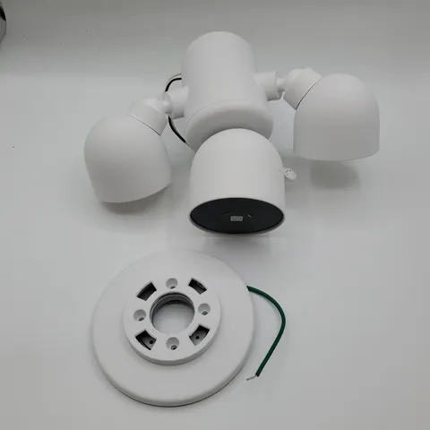 Google Nest Cam with Floodlight Outdoor Security Camera, 1 Count [G3AL9; GPLE9]