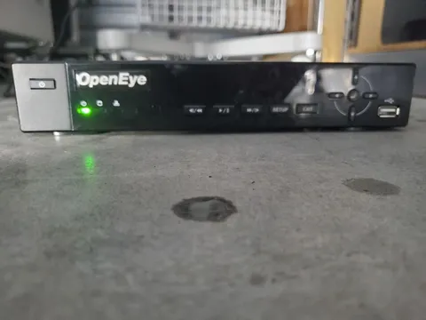 OpenEye OE-ESLIM8-1T 8 Channel Digital Video Recorder - Tested & Working