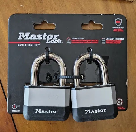 Master Lock Elite HeavyDuty Lock 2 Pk Hardened Boron Steel Shackle 2 5/8" x 1.5"