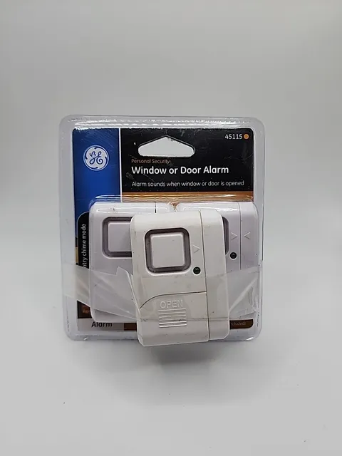 GE 45115 Personal Security White Window or Door Alarms 2 New 1 Used