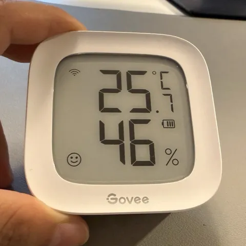 Govee H5103 Wi-Fi Indoor Temperature & Humidity Sensor, White, Battery