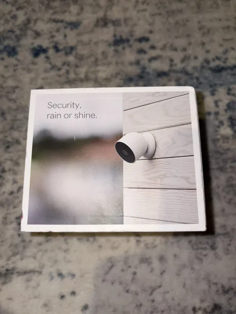 Google Nest Cam Indoor Outdoor Surveillance Camera Snow Pack of 1 Battery