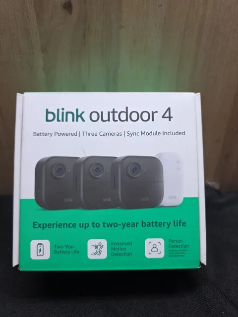 AS-IS FOR PARTS!!Blink Outdoor 4 Wireless Security 3 Camera System w Sync Module