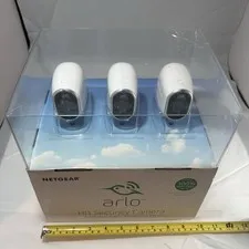 **New** Arlo NETGEAR VMS3330-100NAS 3 HD Wireless Security Camera system (3pack)