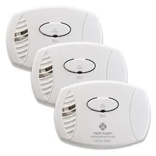 First Alert CO606, Plug-In Carbon Monoxide (CO) Detector, (Pack of 3), White