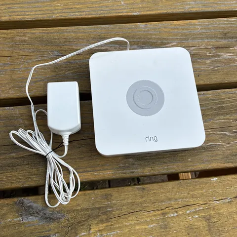 Ring Alarm Base Station -1st Gen- 4HB1S70EN0 w/ AC Adapter. Unknown Registration