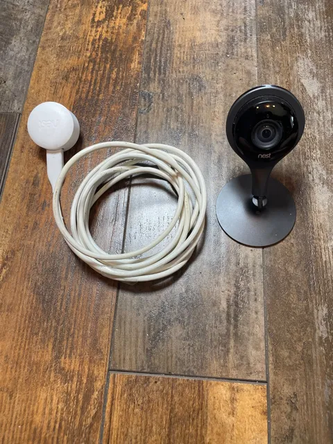 Google Nest Cam Indoor Security Camera 1st Gen / Generation - SEE DESCR