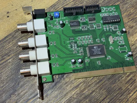 Conexant Fusion 878A 4-Port BNC PCI Video Capture CCTV DVR Card UCC4 Ver 2.0