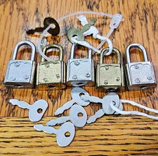 Lot of 5 Vintage Style Mini Metal Padlocks w/ Keys Small Diary Luggage Locks
