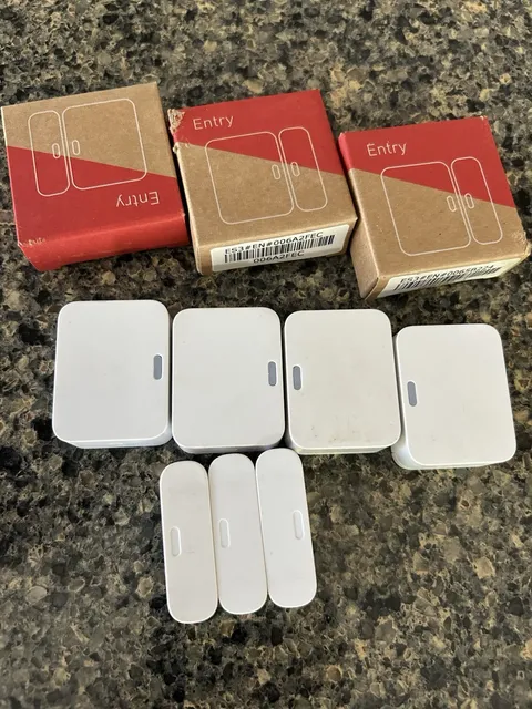 SimpliSafe ES3 Entry Door Window Sensor White  Lot  (6)    3 Brand New + 3 Used
