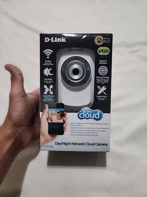 D-Link Day/Night Network Cloud Camera DCS-932L BRAND NEW