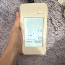Honeywell REM5000R1001 Wireless Thermostat Remote Control, White