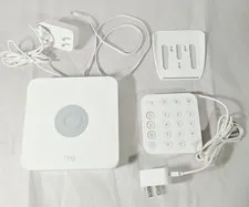 Ring Alarm Base Station 4HB1U9-0EN0 And Keypad 5AT2S7 [2nd Generation]