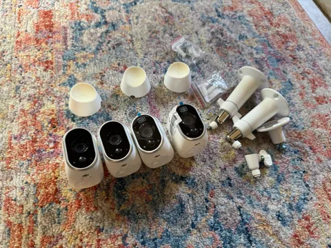 Netgear Arlo VMC3030 Add-On Wireless Security Camera w/ Mount NO Batteries Lot 4