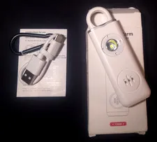 PERSONAL ALARM KEYCHAIN | SIREN, STROBE LIGHT, FLASHLIGHT | RECHARGABLE | 130dB